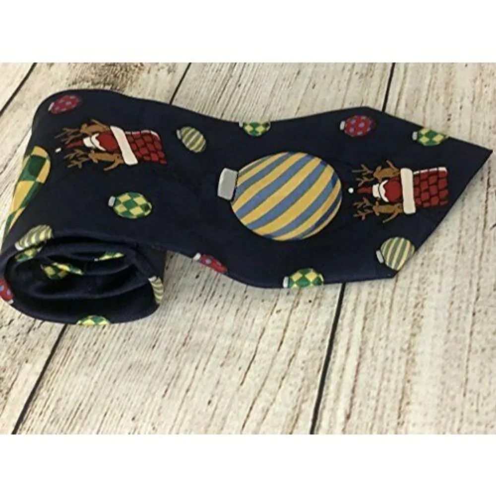 NWT American‎ Greetings 100% Silk Neck Tie Novelty NeckTie 2002 Santa Christmas